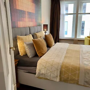 4 Guestrooms Couette-café